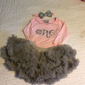 First birthday snowflake frozen one glitter outfit